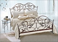 wrought-iron-beds-01.jpg